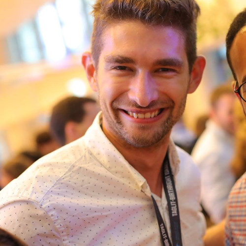 Daniel Ka. - Solution Architect & Software Engineer
